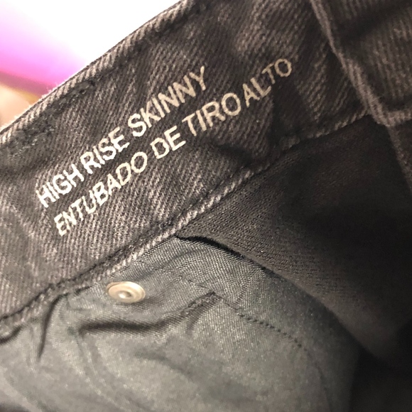 Wild Fable High Rise Skinny Black Ripped Jeans 18 - Picture 2 of 7